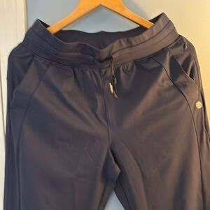 G Gradual Women’s Jogger Pants. Navy blue, NWT